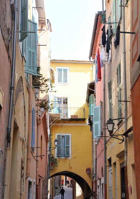 Villefranche sur Mer - porche