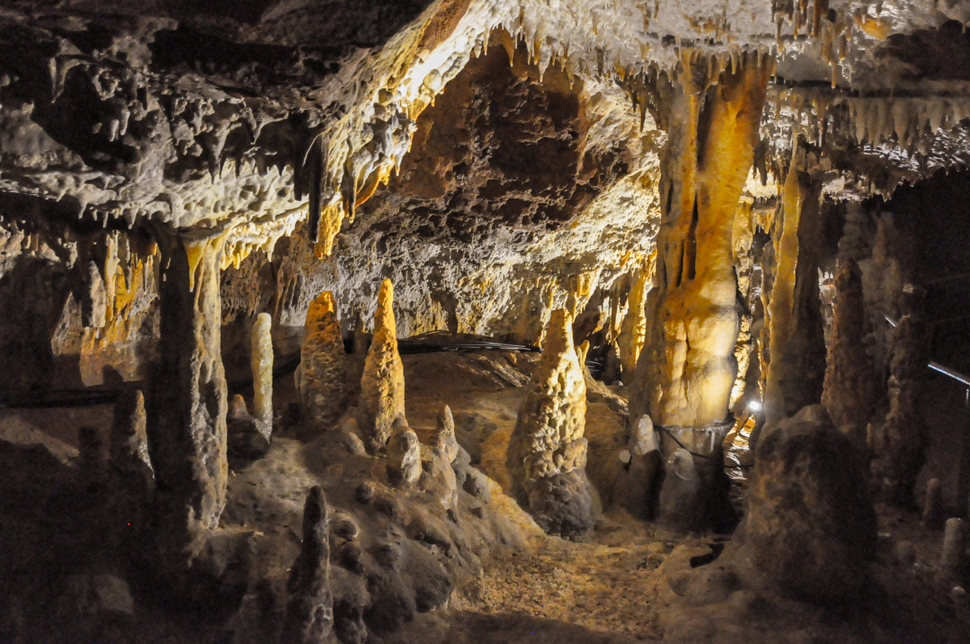 Grotte de Foissac - Blog La Marinière en Voyage